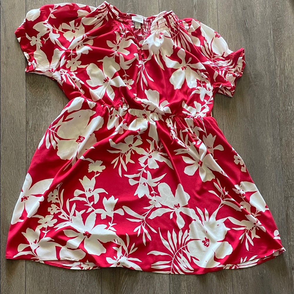 Ava & Viv Red and White Floral Short Sleeve Dress